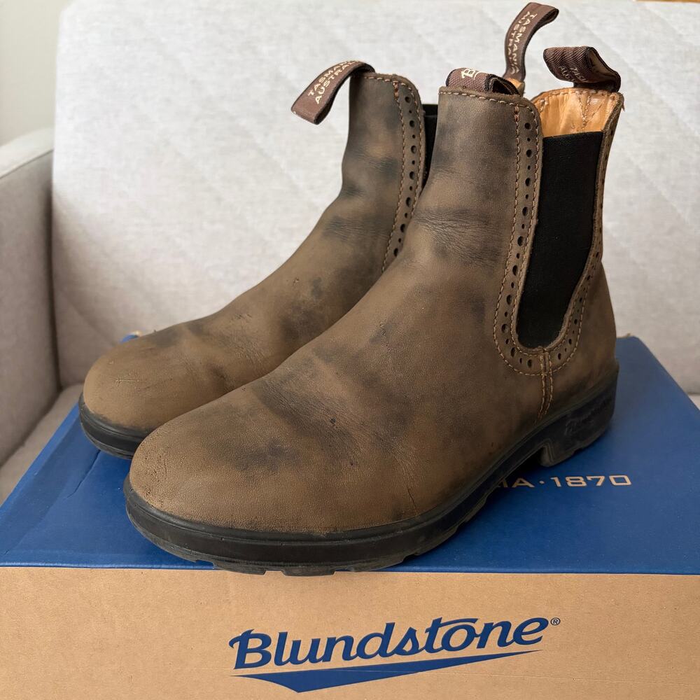 Blundstone Rustic Brown Leather Brogue Chelsea Boots (AU 4.5)
